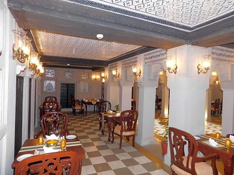Brijrama Palace, Varanasi - By The Ganges מראה חיצוני תמונה