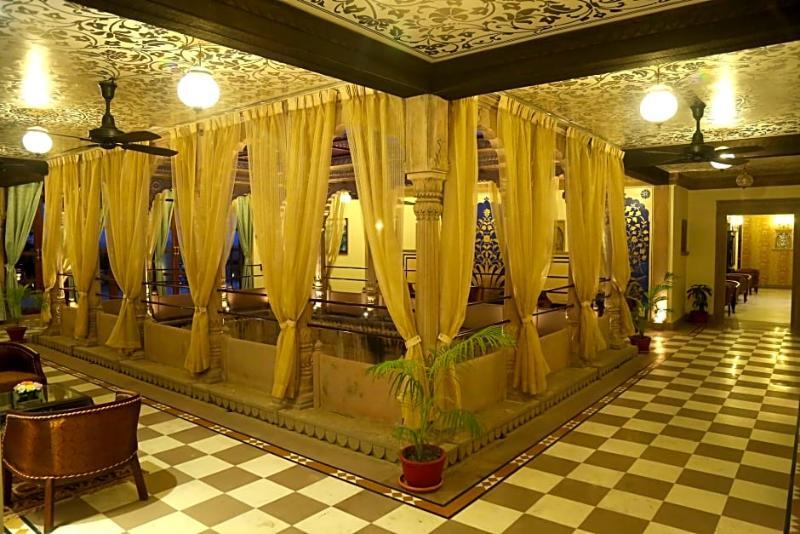 Brijrama Palace, Varanasi - By The Ganges מראה חיצוני תמונה