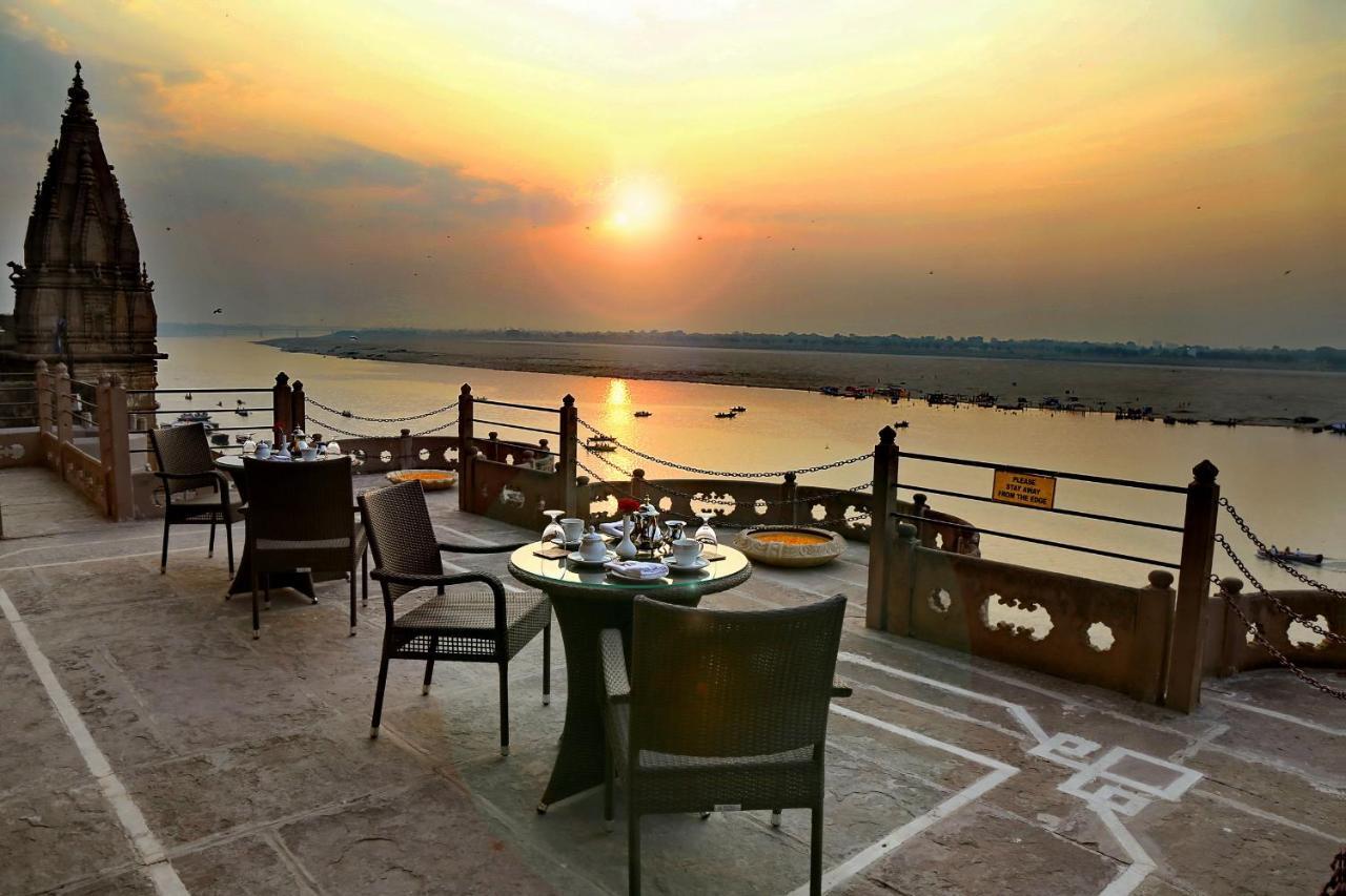 Brijrama Palace, Varanasi - By The Ganges מראה חיצוני תמונה