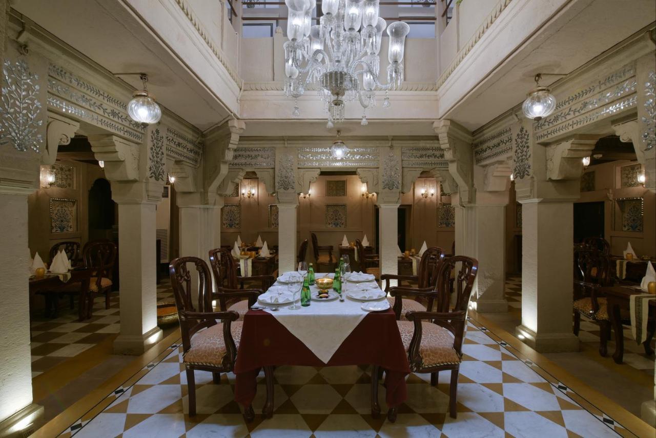 Brijrama Palace, Varanasi - By The Ganges מראה חיצוני תמונה